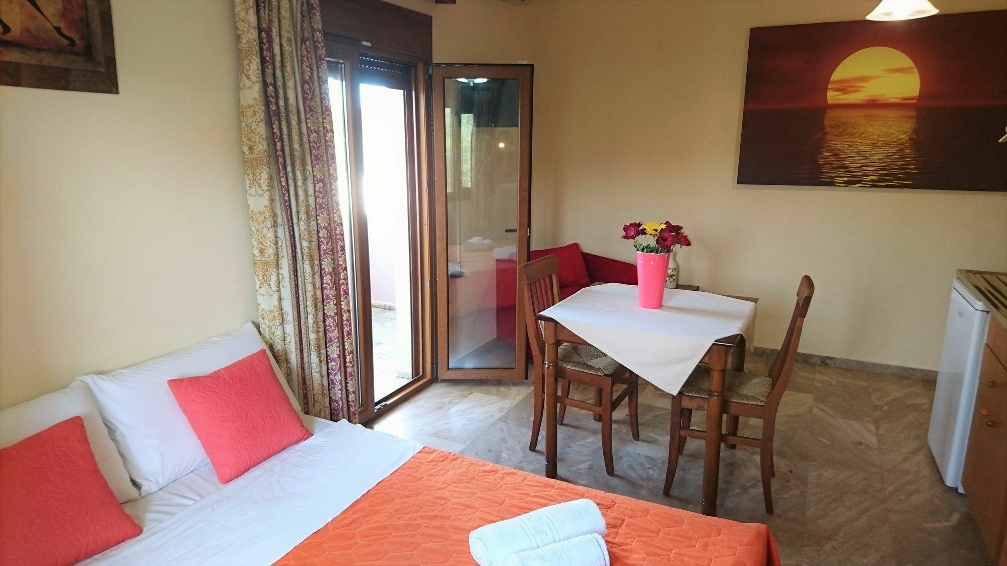 Frank Apartments Amoudara  Экстерьер фото